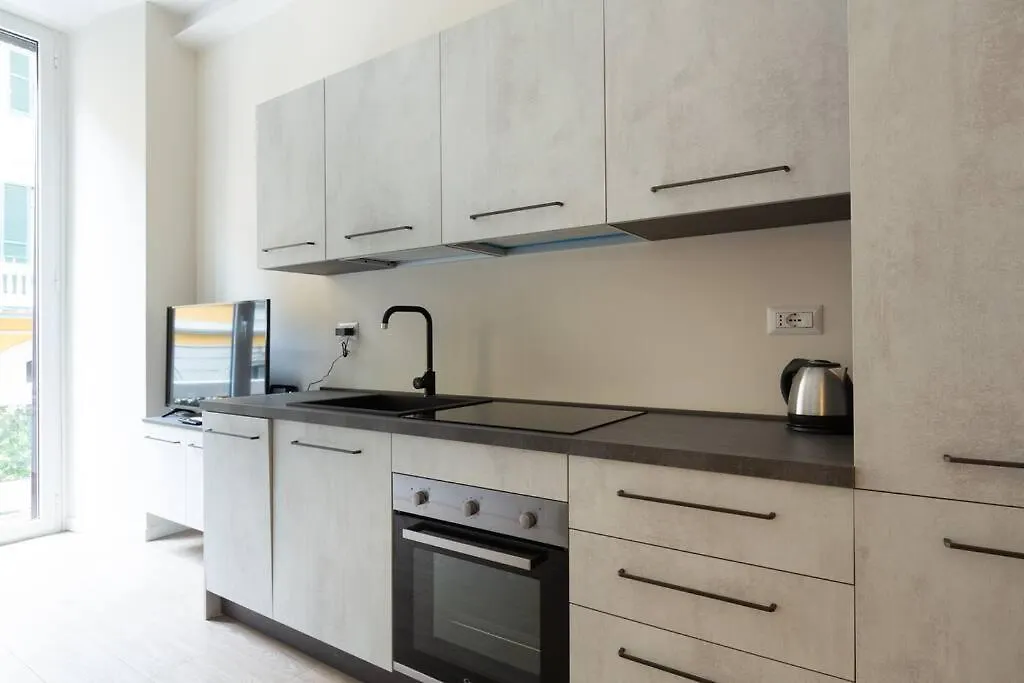 Repubblica Apartment Milan