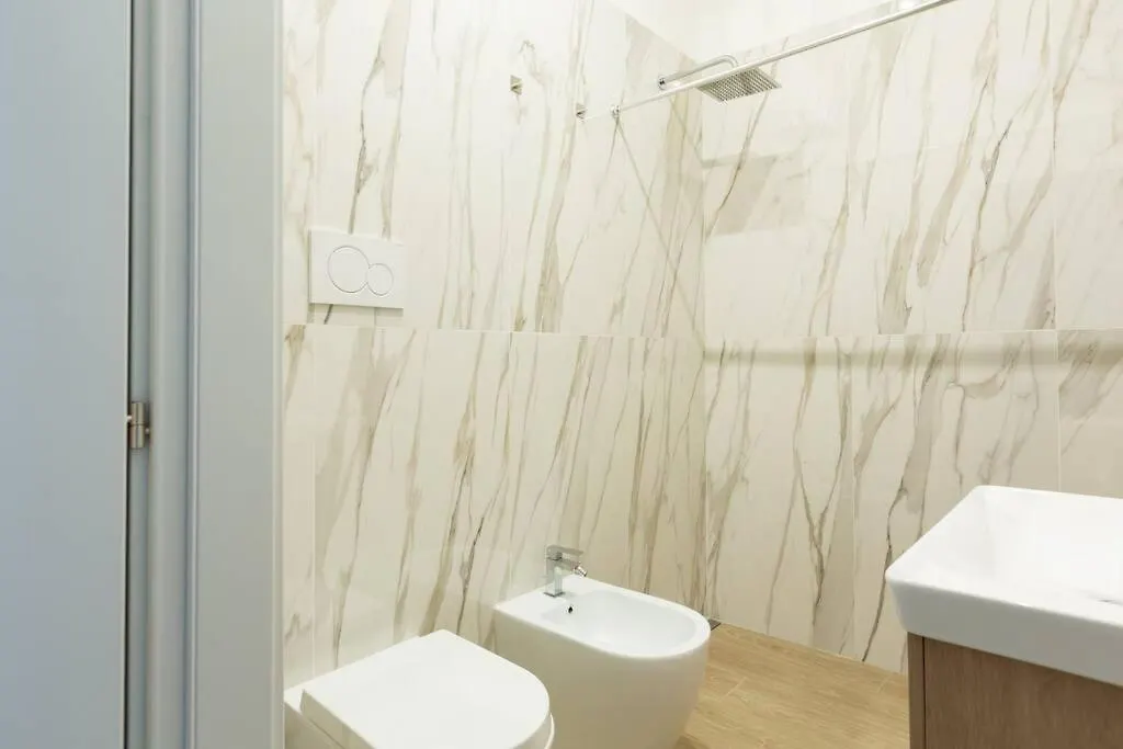 Repubblica Apartment Milan Italy